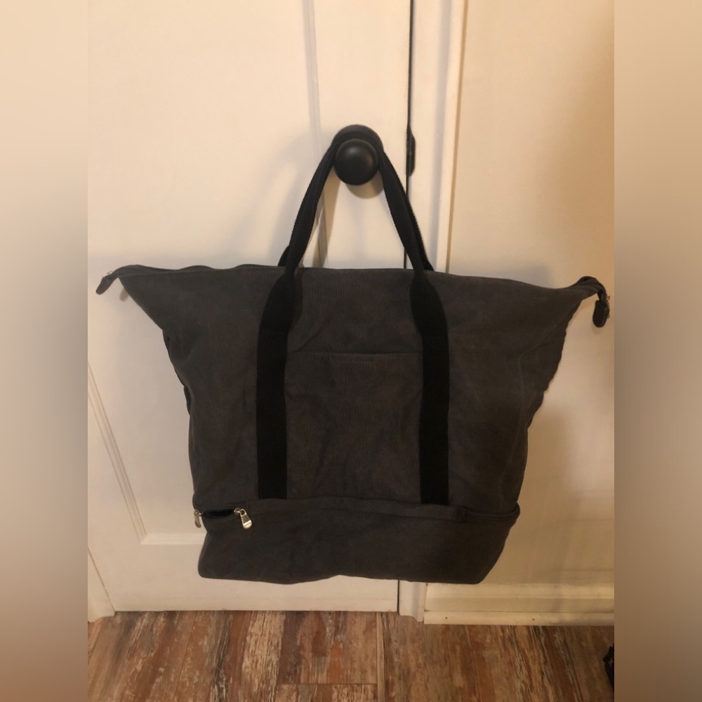 Lo & Sons Gray Canvas Weekender tote